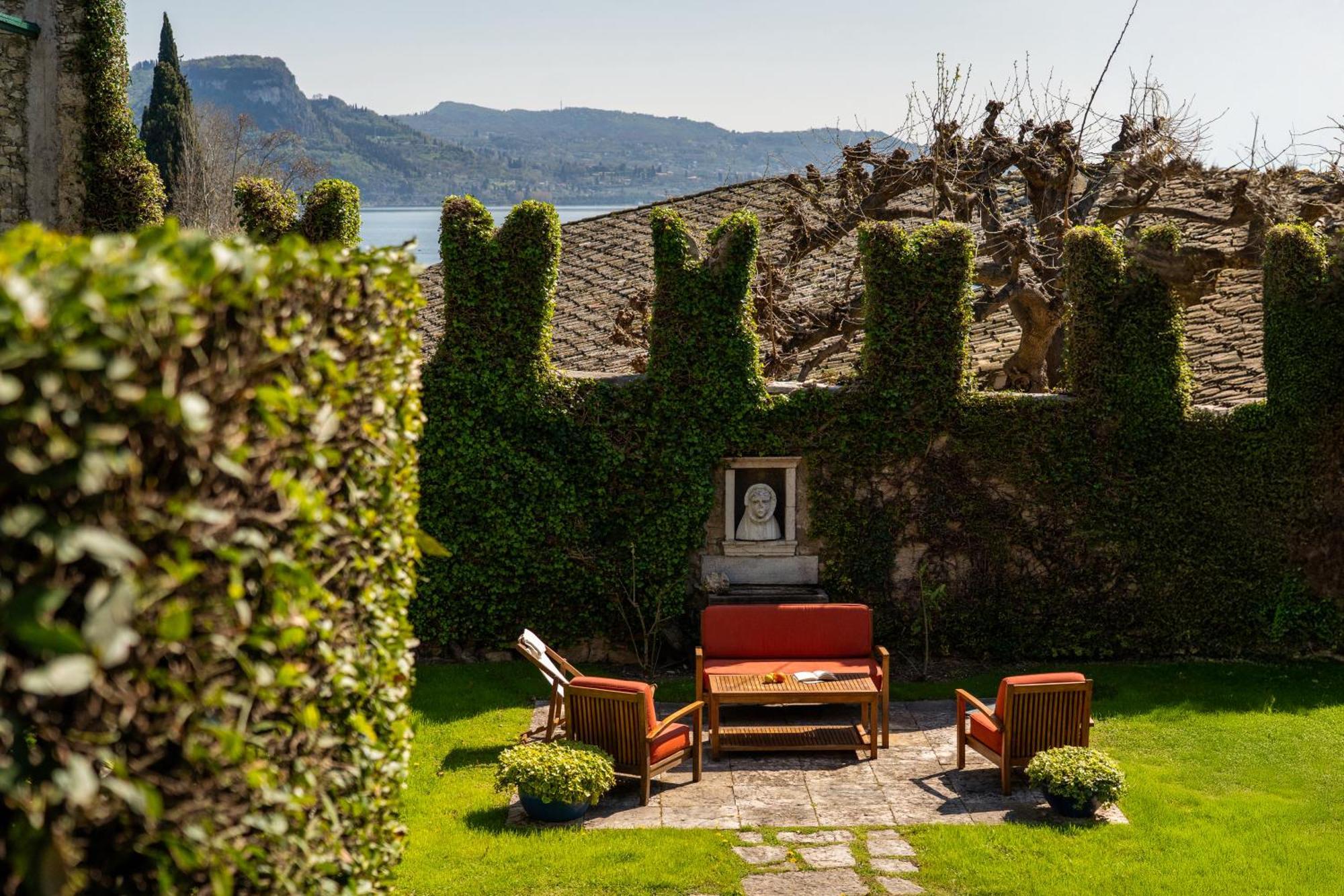 Locanda San Vigilio Garda  Exterior photo
