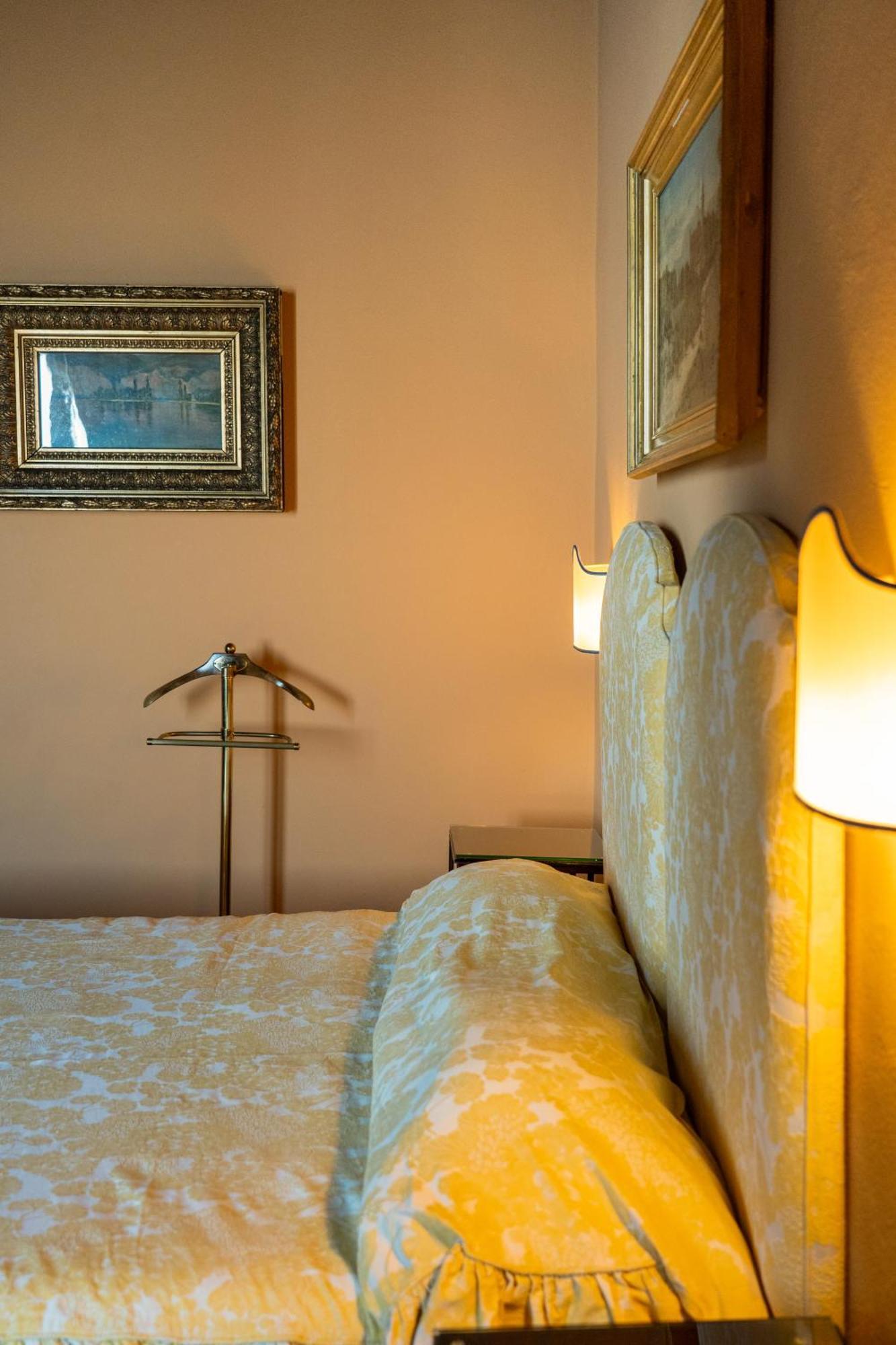 Locanda San Vigilio Garda  Exterior photo