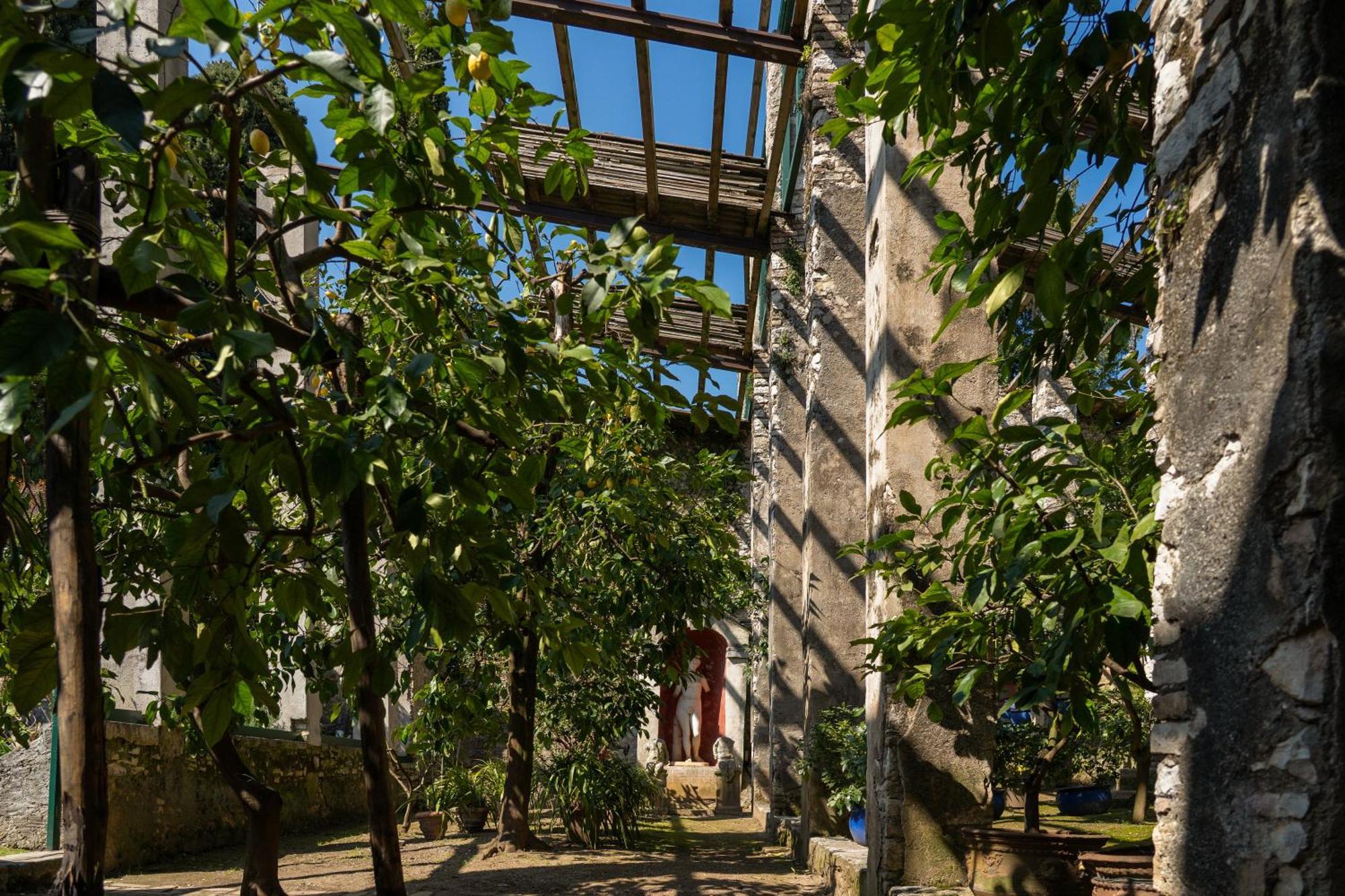 Locanda San Vigilio Garda  Exterior photo