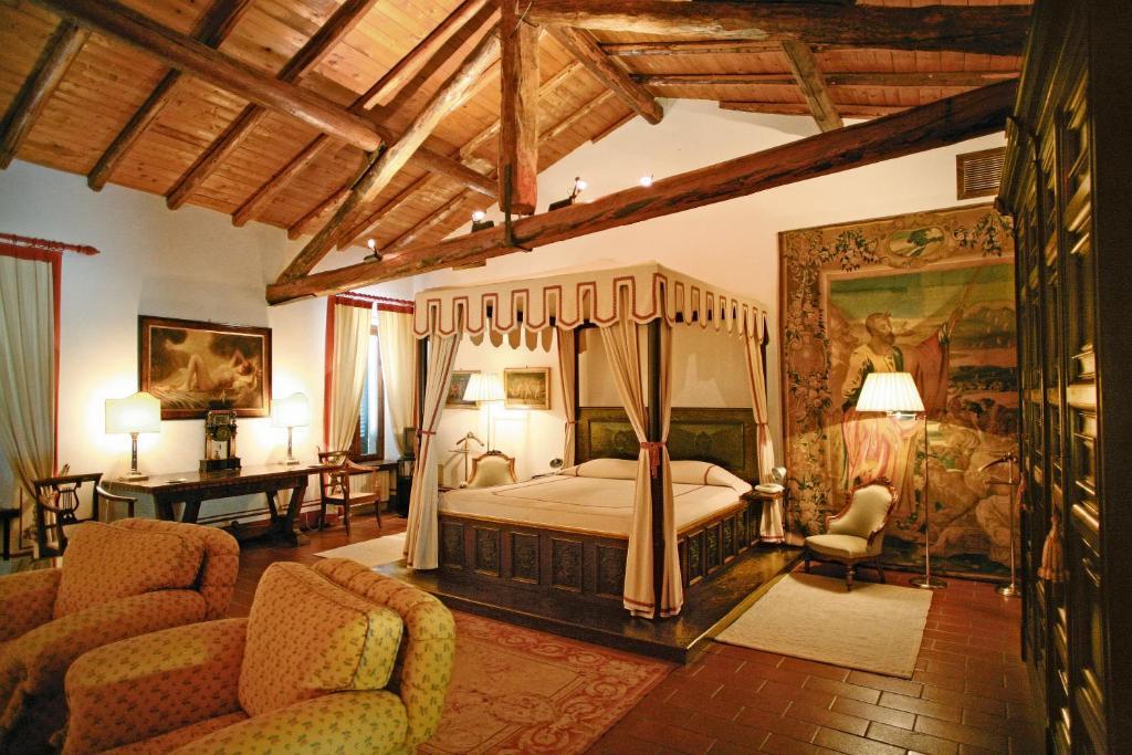 Locanda San Vigilio Garda  Room photo